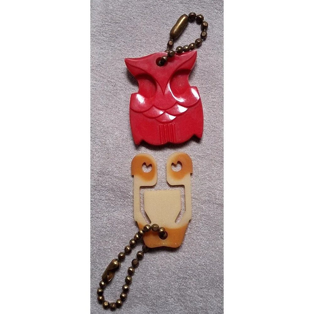 Vintage Gasport Standard Owl Keychain Remcal Key Fob Minneapolis USA Ad